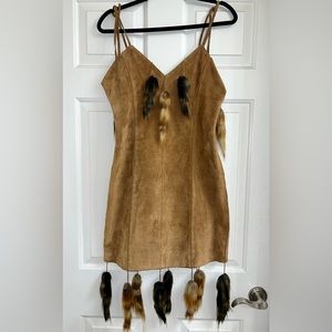 RARE 🔥 Vintage Wilson’s M Leather Dress w Fur accents 🔥